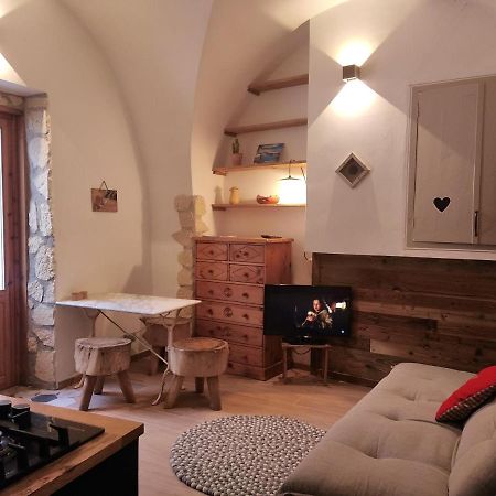 Joli Petit Appartement Montagne#Ski#Lac#Netflix# Seyne Kültér fotó