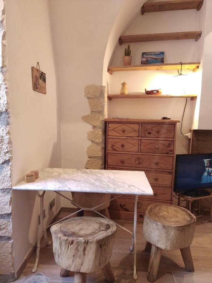 Joli Petit Appartement Montagne#Ski#Lac#Netflix# Seyne Kültér fotó
